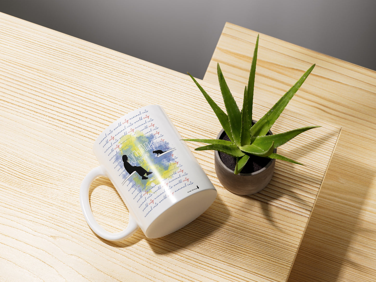 Gato y mujer en la ciudad – Taza Artística en mesa y cactus | minimalcatdesign